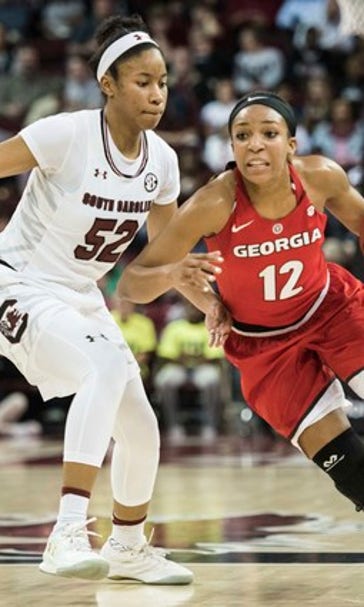 Cuevas-Moore leads No. 5 South Carolina to 66-63 win (Jan 12, 2017)